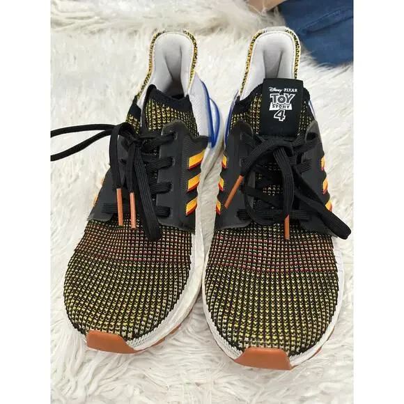 5.5Y Adidas UltraBoost 19 Toy Story Woody Boys Gold Athletic Shoes Sneakers
